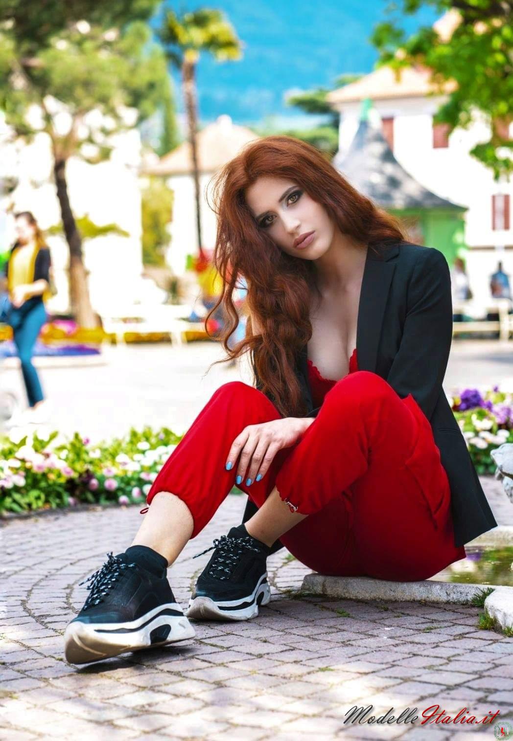 MIRIANA MODELLA MERANO ALTO ADIGE - immagine 3