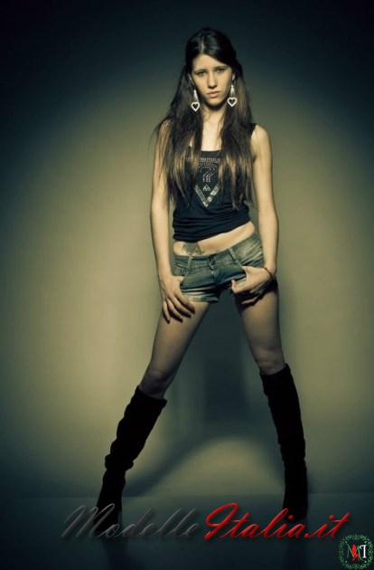 ROBERTA MODELLA PIEMONTE