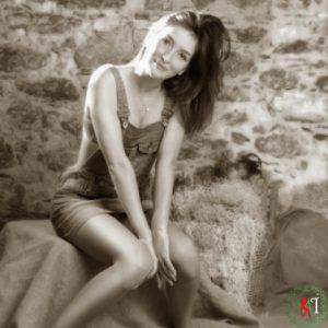 ALESSANDRA MODELLA TOSCANA