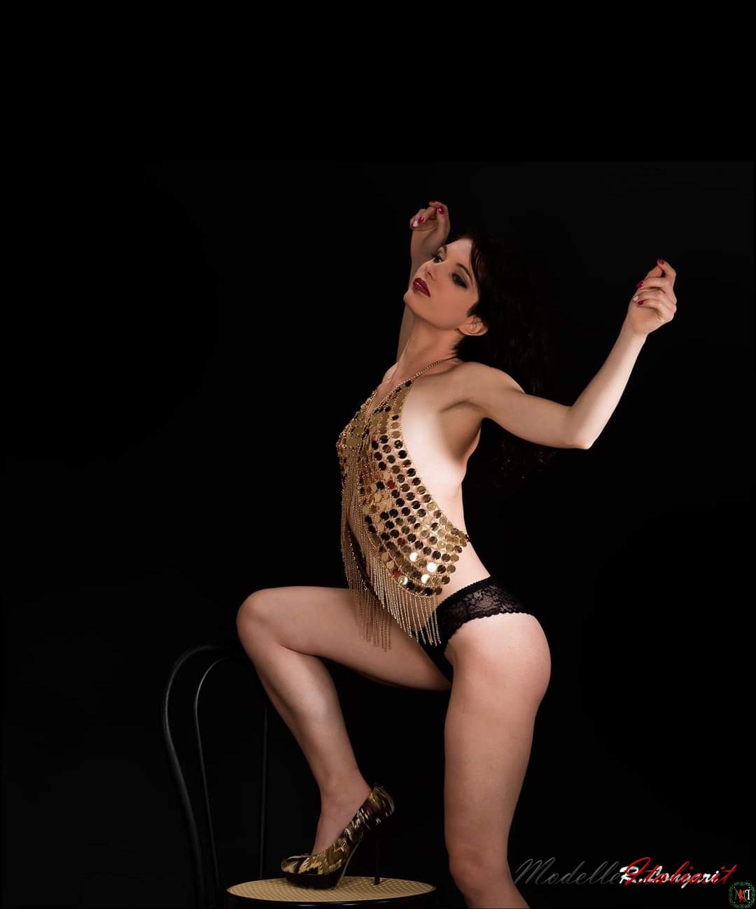 ASHARA MODELLA TRENTO - immagine 5