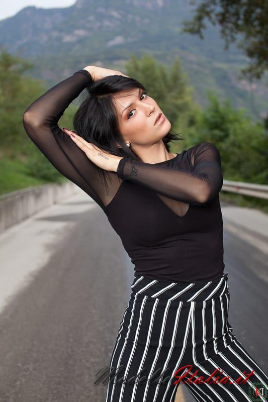 SARA MODELLA CAVALESE TRENTINO - immagine 16