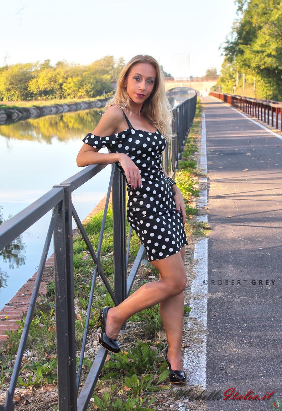 VERONICA R MODELLA MI LOMBRADIA - immagine 11